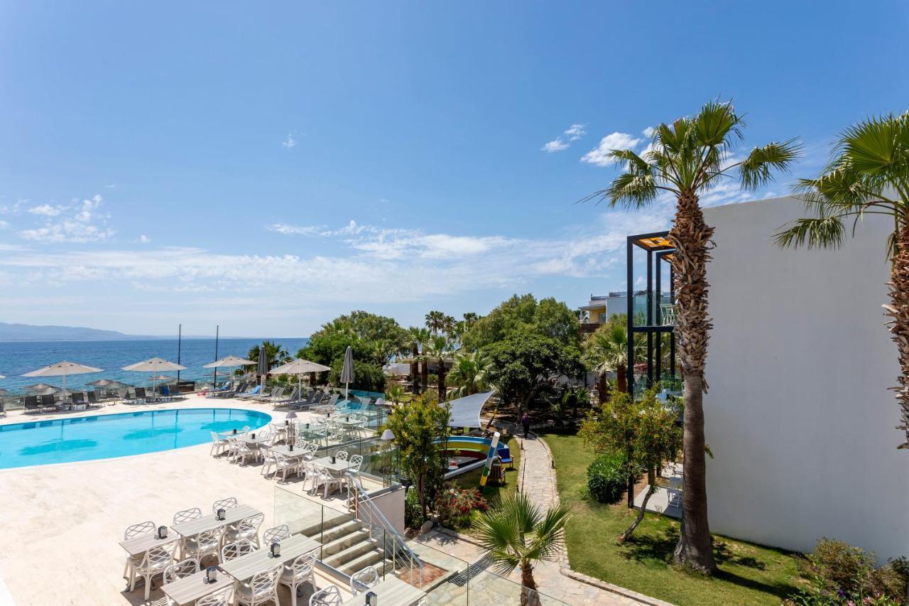 Charm Beach Hotel Akyarlar Bagian luar foto